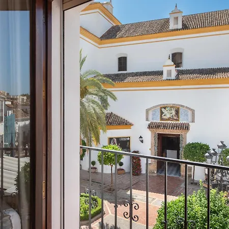 Charming House In The Old Town Of Holiday home *